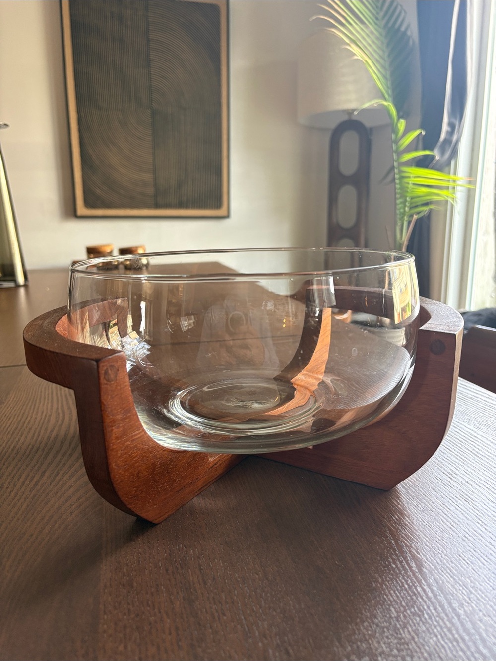 VINTAGE Gailstyn-Sutton - MCM Glass Serving Bowl Nestled in a Teak Wood Cradle - Picture 3 of 7